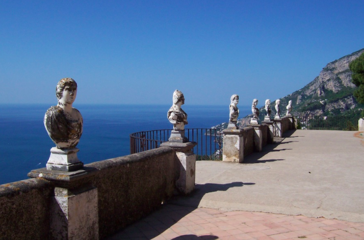 Amalfi coast – hell’s road to heaven